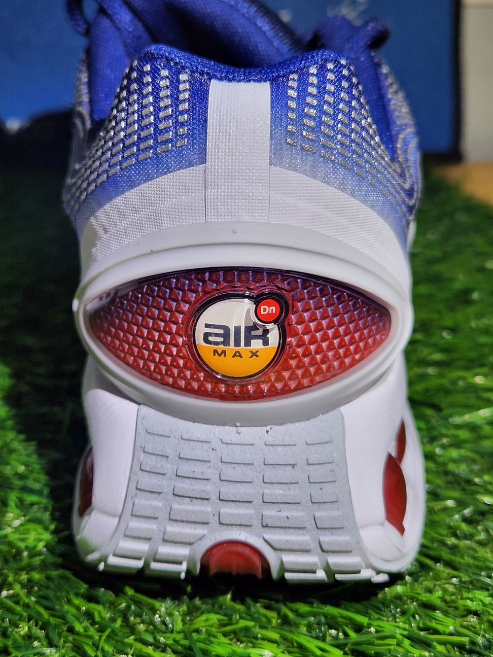 Size 8 Men 9.5 Women Nike Air Max DN USA Olympics Blue  Metallic Silver White - Picture 4 of 9